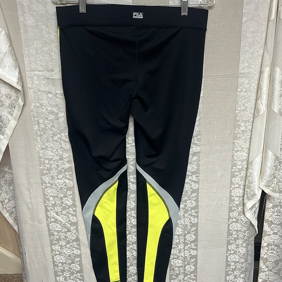 Fila Sport Women Black Gray Yellow Active Pants Leggings Yoga Sz M - Picture 4 of 5